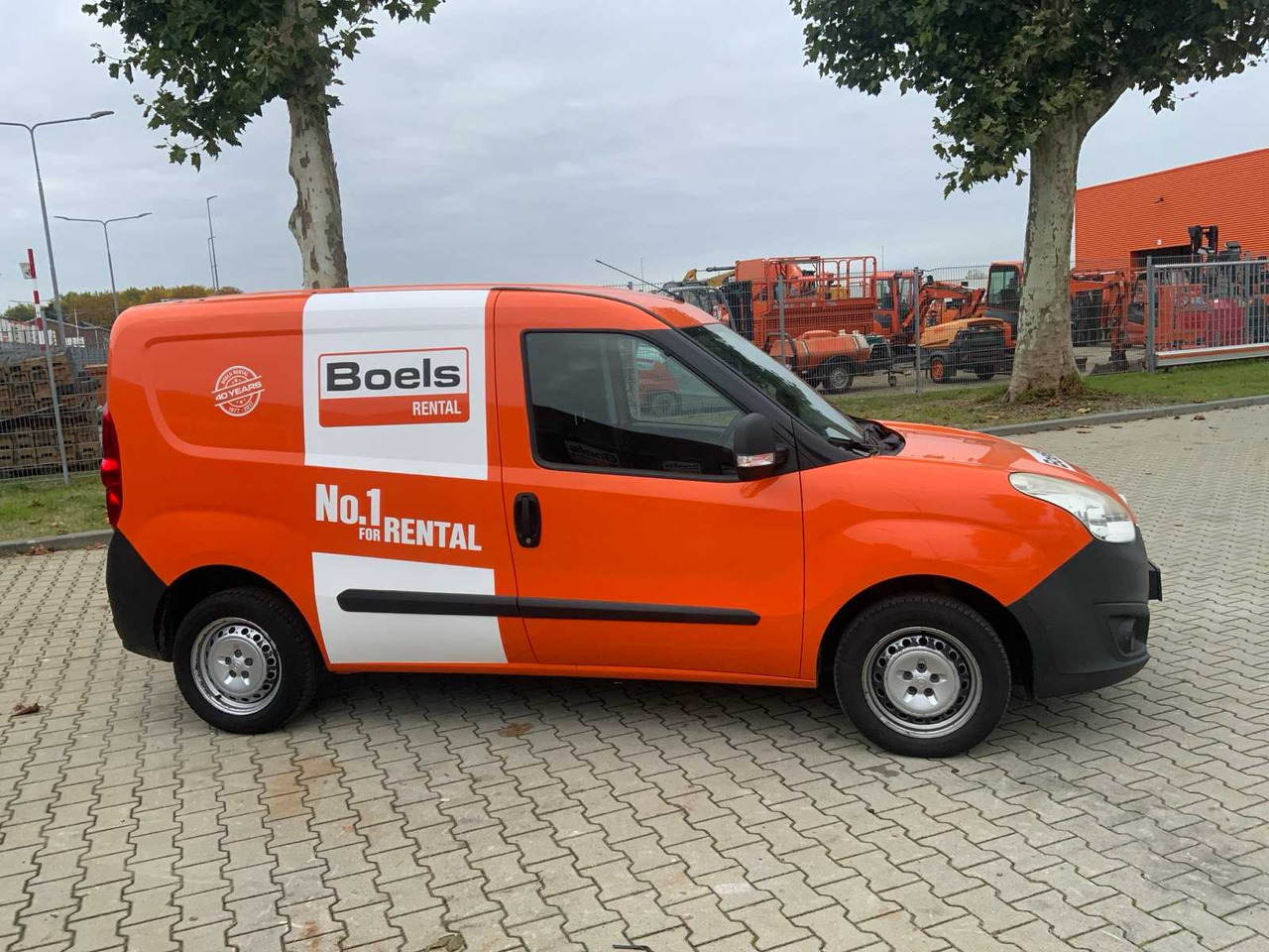 2016 OPEL COMBO COMMERCIAL VEHICLE - Van: picture 4 2016 OPEL COMBO COMMERCIAL VEHICLE - Van: picture 4