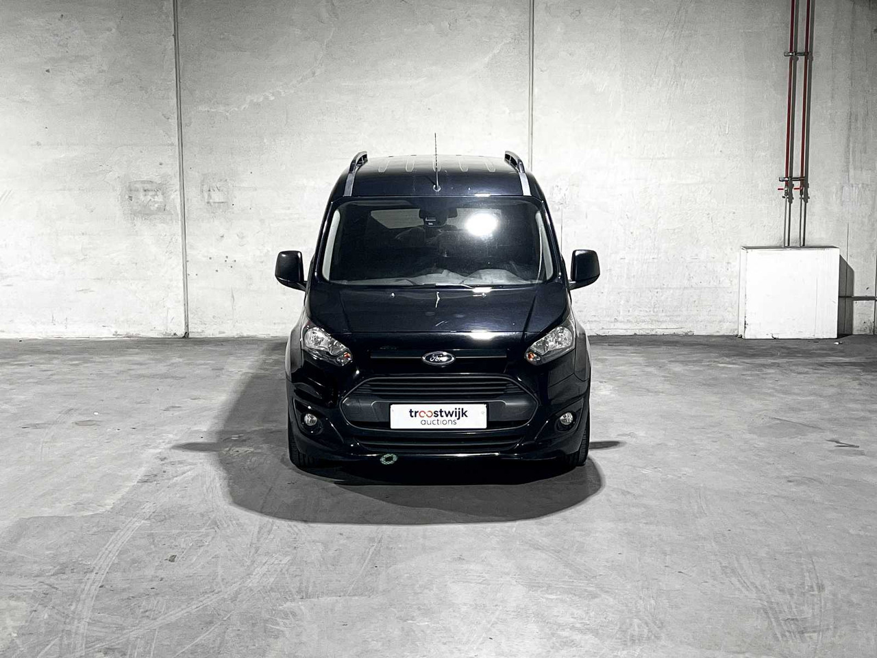 FORD TRANSIT CONNECT 1.5 ECOBLUE L2 AMBIENTE 101HP 2017, VND-90-K COMMERCIAL VEHICLE - Van: picture 4 FORD TRANSIT CONNECT 1.5 ECOBLUE L2 AMBIENTE 101HP 2017, VND-90-K COMMERCIAL VEHICLE - Van: picture 4