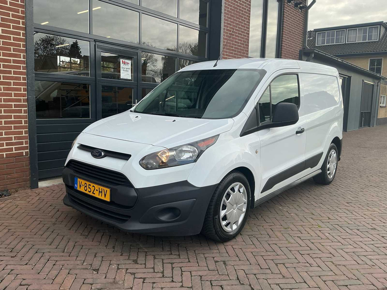 FORD TRANSIT CONNECT 1.5 TDCI L1 ECONOMY VAN - Van: picture 1 FORD TRANSIT CONNECT 1.5 TDCI L1 ECONOMY VAN - Van: picture 1