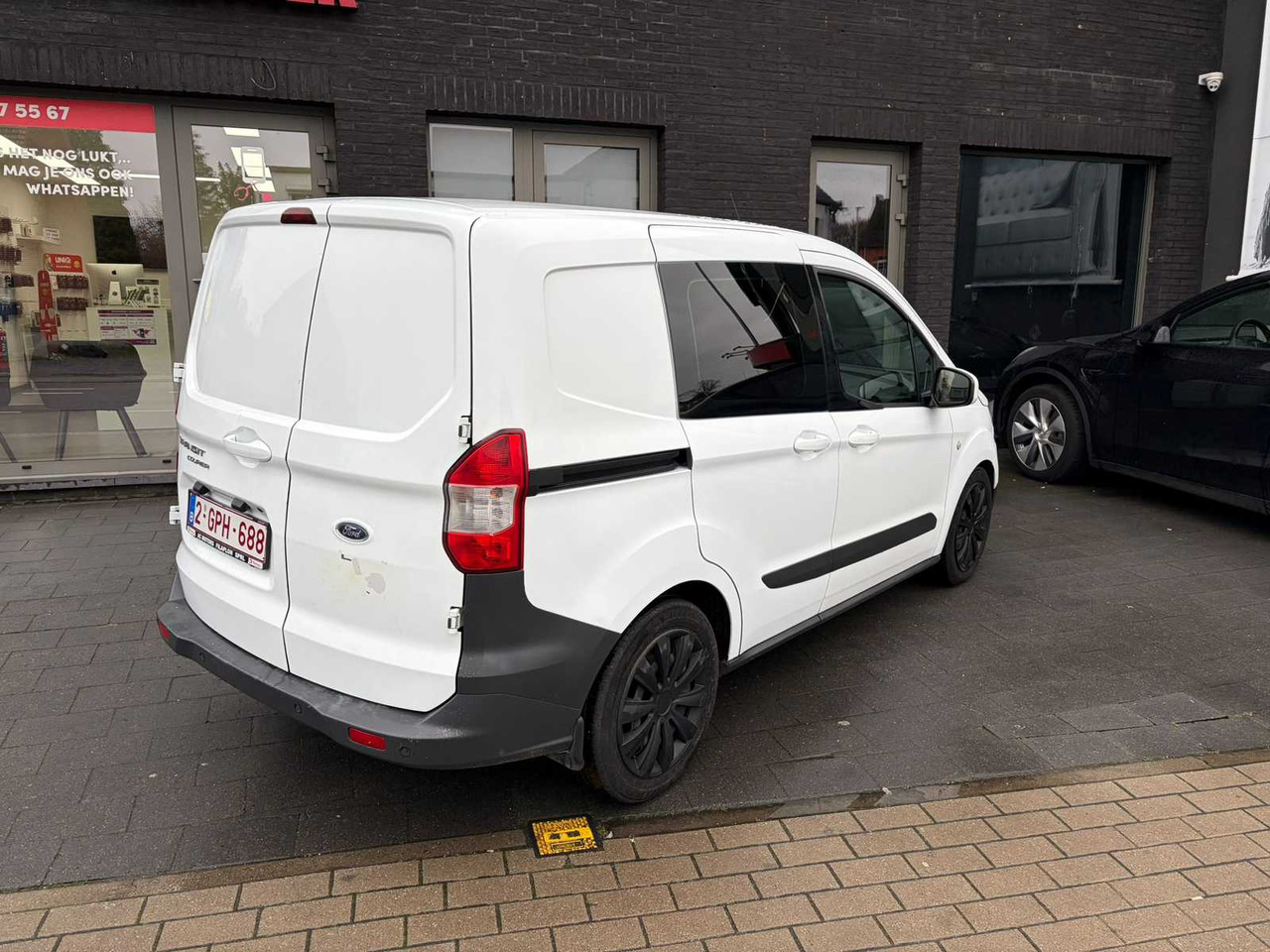 FORD TRANSIT COURIER 2017 - Van: picture 4 FORD TRANSIT COURIER 2017 - Van: picture 4