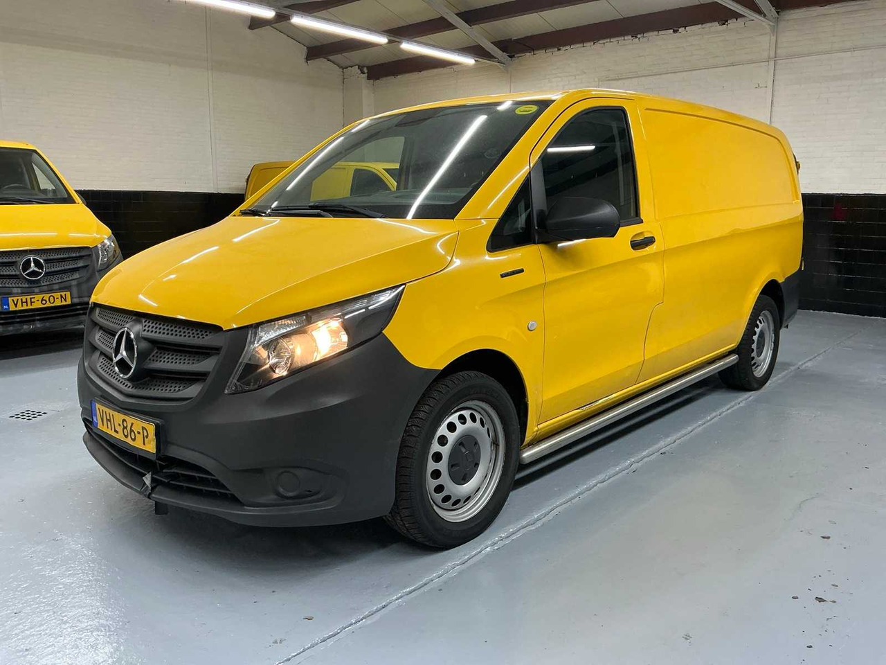 MERCEDES-BENZ EVITO COMMERCIAL VEHICLE (VHL-86-P) - Van: picture 1 MERCEDES-BENZ EVITO COMMERCIAL VEHICLE (VHL-86-P) - Van: picture 1