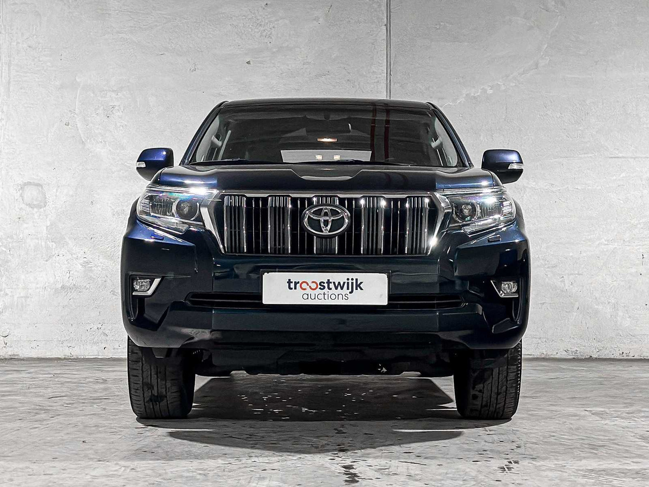 TOYOTA LAND CRUISER 2.8 D-4D-F CHALLENGER BLIND VAN 177HP 2020, VHH-33-H COMMERCIAL VEHICLE - Van: picture 3 TOYOTA LAND CRUISER 2.8 D-4D-F CHALLENGER BLIND VAN 177HP 2020, VHH-33-H COMMERCIAL VEHICLE - Van: picture 3