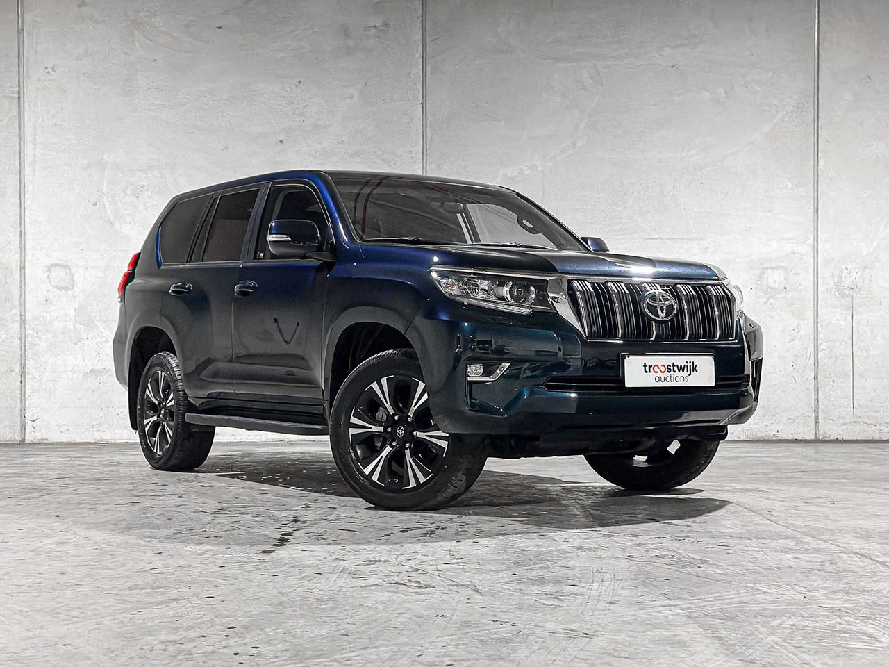 TOYOTA LAND CRUISER 2.8 D-4D-F CHALLENGER BLIND VAN 177HP 2020, VHH-33-H COMMERCIAL VEHICLE - Van: picture 5 TOYOTA LAND CRUISER 2.8 D-4D-F CHALLENGER BLIND VAN 177HP 2020, VHH-33-H COMMERCIAL VEHICLE - Van: picture 5