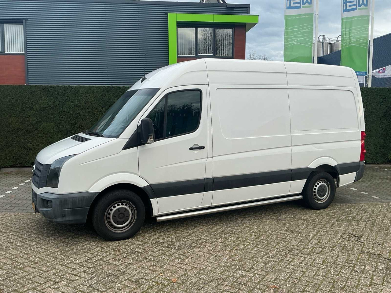 VOLKSWAGEN CRAFTER TDI L2H2 CAMPER BUS HZG-42-R - Van: picture 2 VOLKSWAGEN CRAFTER TDI L2H2 CAMPER BUS HZG-42-R - Van: picture 2