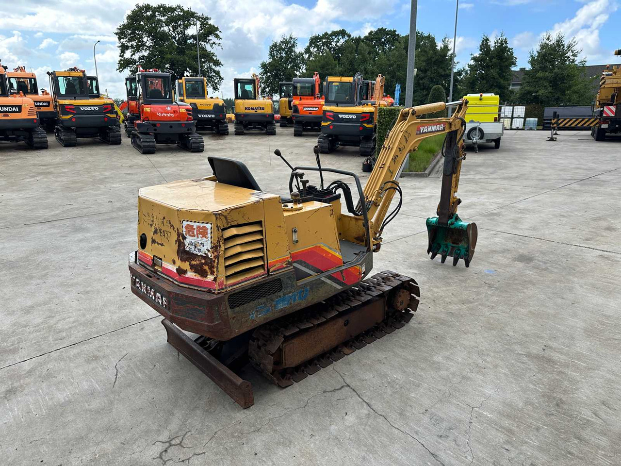 Yanmar YB151U - Crawler excavator: picture 4 Yanmar YB151U - Crawler excavator: picture 4