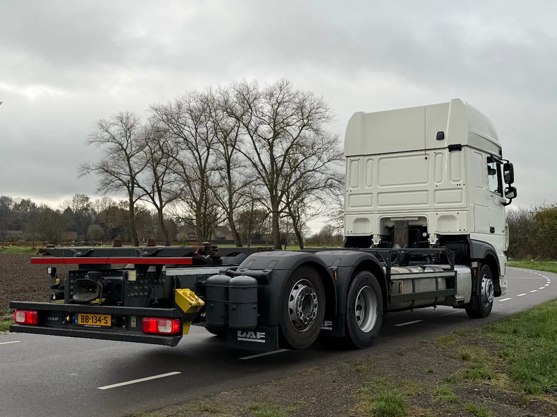 DAF XF 480 XF480. 10-2021 - Cab chassis truck: picture 4 DAF XF 480 XF480. 10-2021 - Cab chassis truck: picture 4