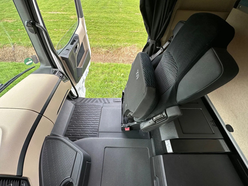 Curtainsider truck Mercedes-Benz Actros ACTROS 1843L 2022. 183432km Schuifzeil met Laadklep 2000kg: picture 17