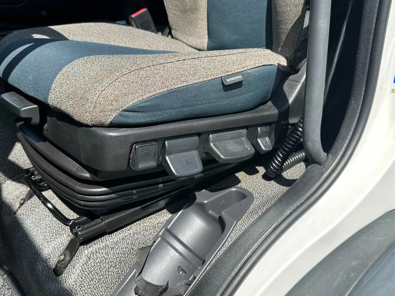 Box truck Volvo FL 210.12 EURO6: picture 15