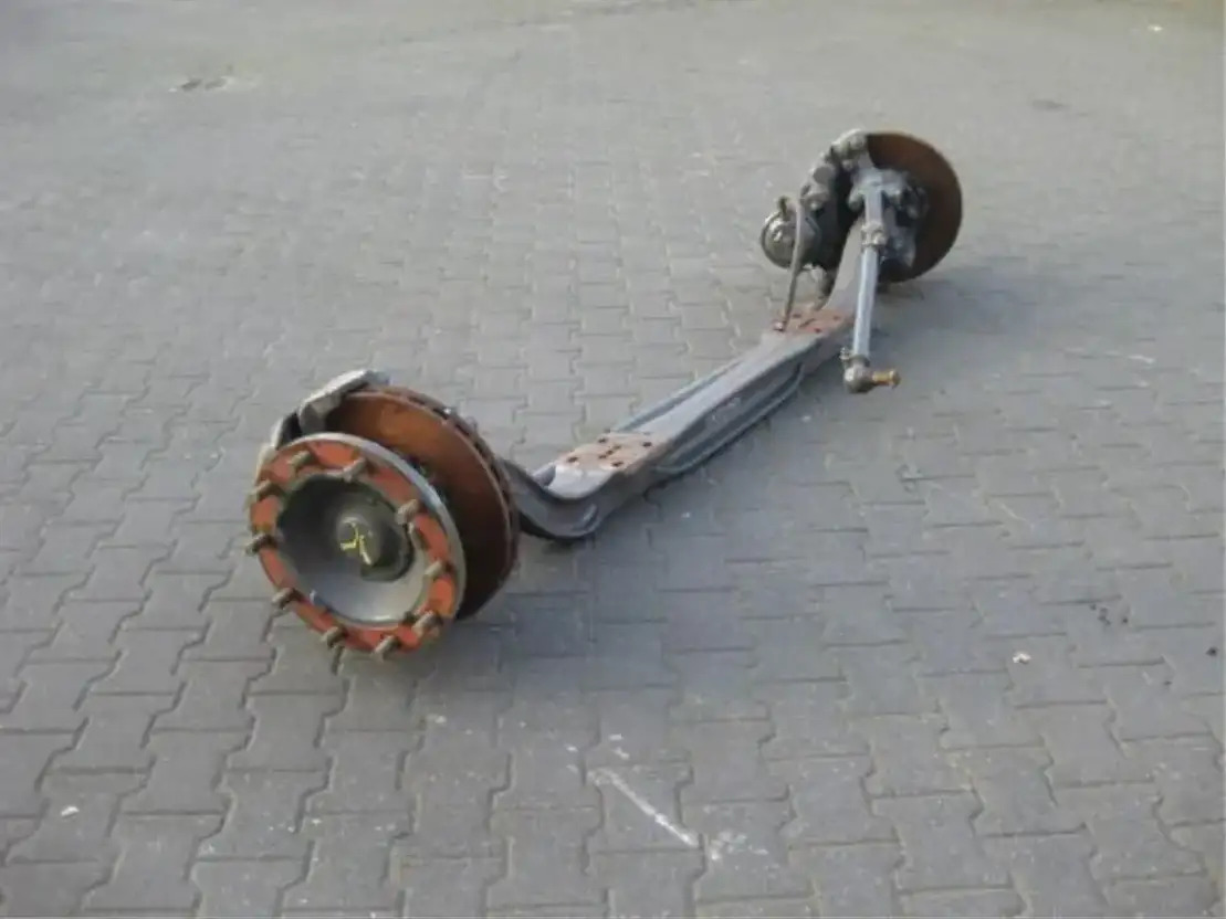 DAF CF 85 Vooras XF105 / - Front axle for Truck: picture 1 DAF CF 85 Vooras XF105 / - Front axle for Truck: picture 1