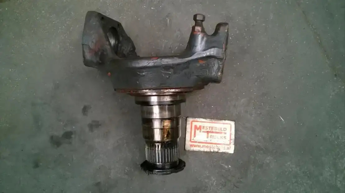 Ginaf F usee - Front axle for Truck: picture 1 Ginaf F usee - Front axle for Truck: picture 1