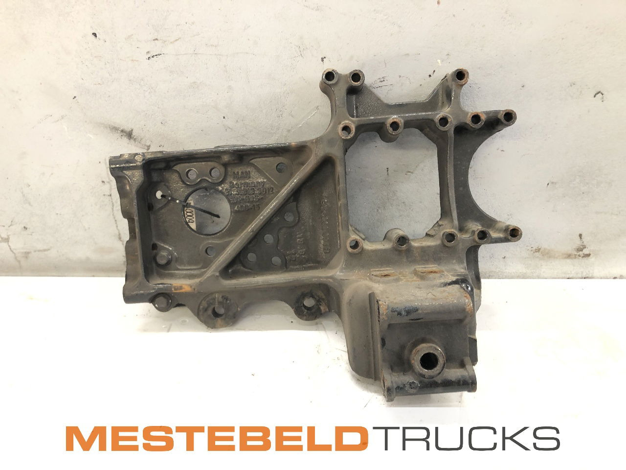MAN Combisteun voorzijde rechts TGS - Frame/ Chassis for Truck: picture 1 MAN Combisteun voorzijde rechts TGS - Frame/ Chassis for Truck: picture 1