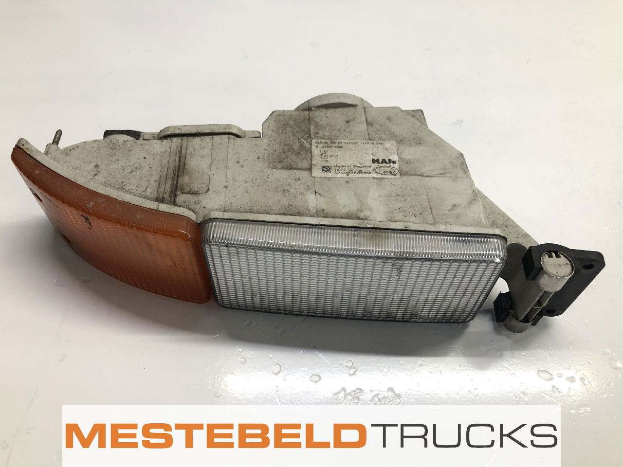 MAN Knipperlicht TGL-TGM - Electrical system for Truck: picture 1 MAN Knipperlicht TGL-TGM - Electrical system for Truck: picture 1