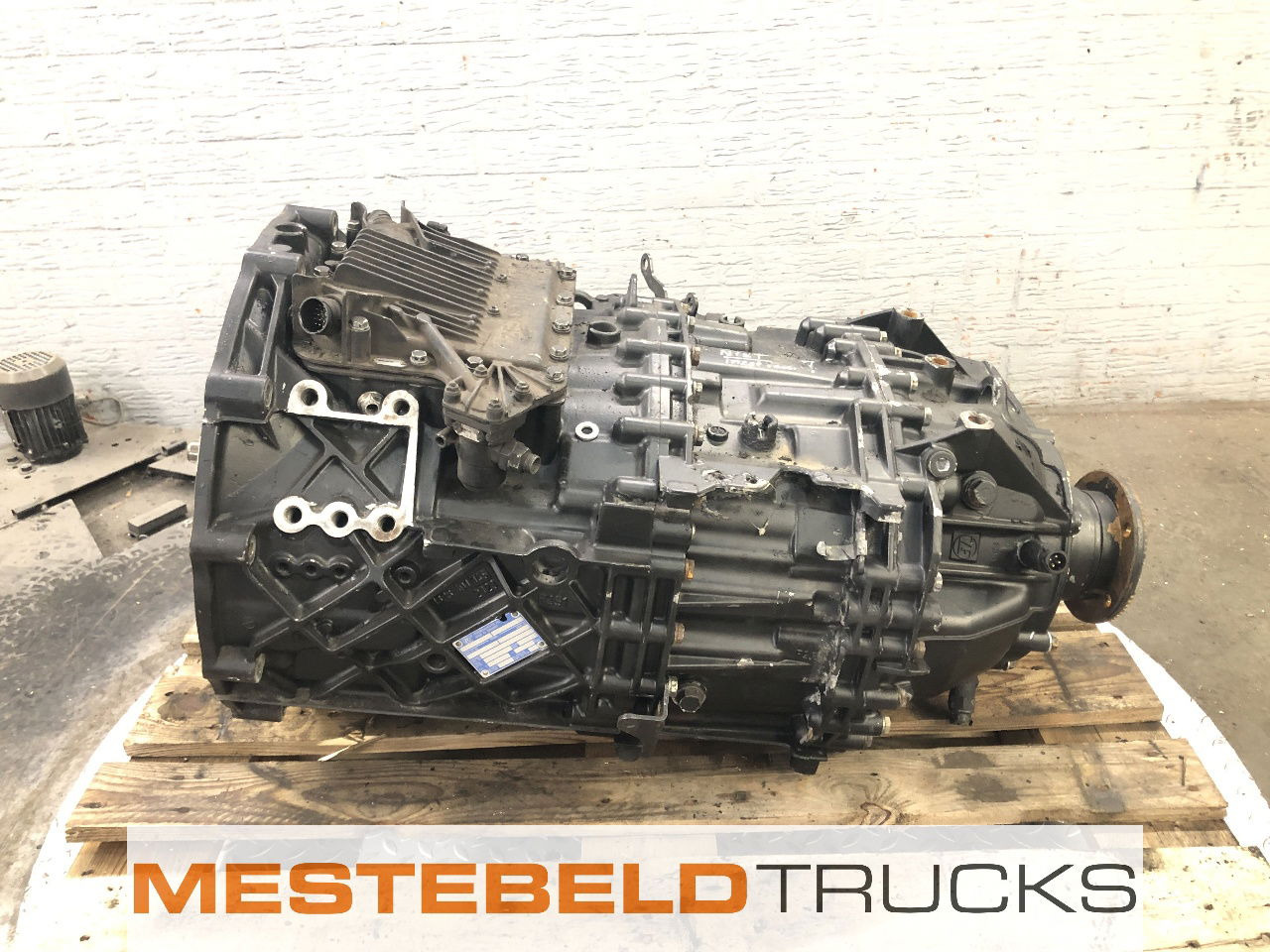 MAN Versnellingsbak 12TC 2740 TO - Gearbox and parts for Truck: picture 3 MAN Versnellingsbak 12TC 2740 TO - Gearbox and parts for Truck: picture 3