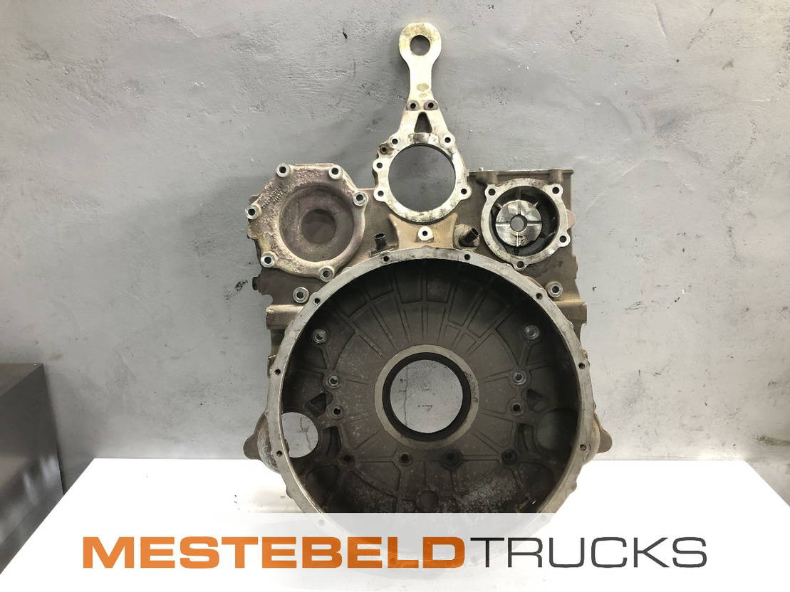MAN Vliegwielhuis D2868 LF02 - Engine and parts for Truck: picture 1 MAN Vliegwielhuis D2868 LF02 - Engine and parts for Truck: picture 1