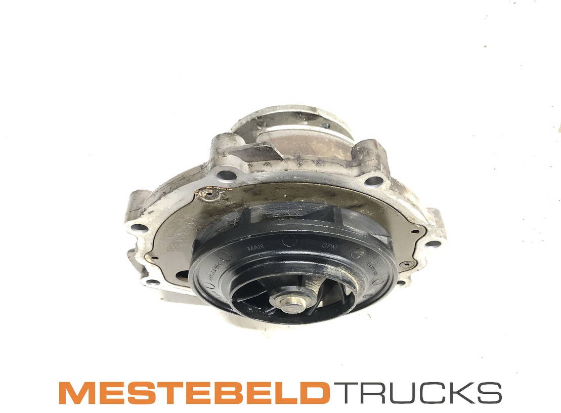 MAN Waterpomp D2676 LF46 - Engine and parts for Truck: picture 1 MAN Waterpomp D2676 LF46 - Engine and parts for Truck: picture 1