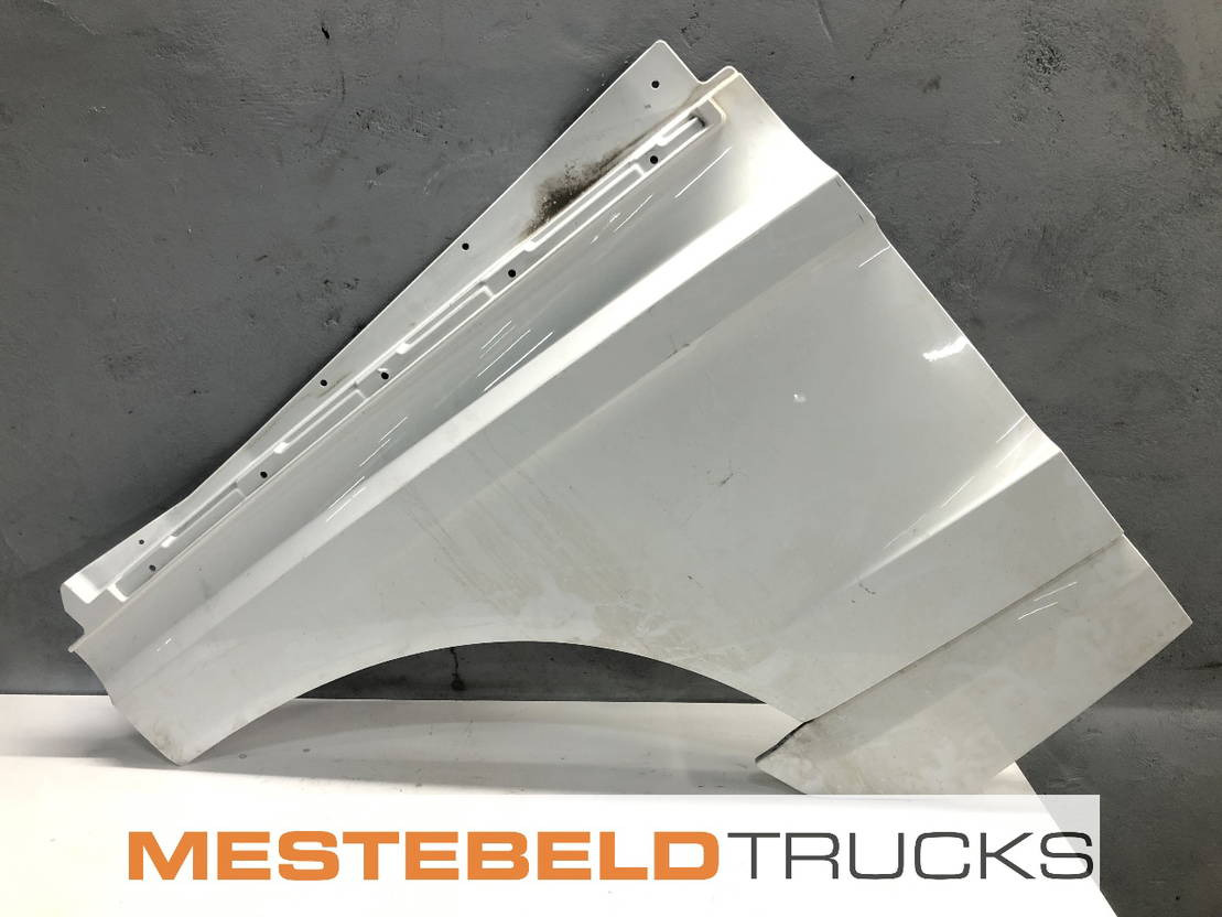 Mercedes-Benz Deurverlenger rechts - Frame/ Chassis for Truck: picture 1 Mercedes-Benz Deurverlenger rechts - Frame/ Chassis for Truck: picture 1