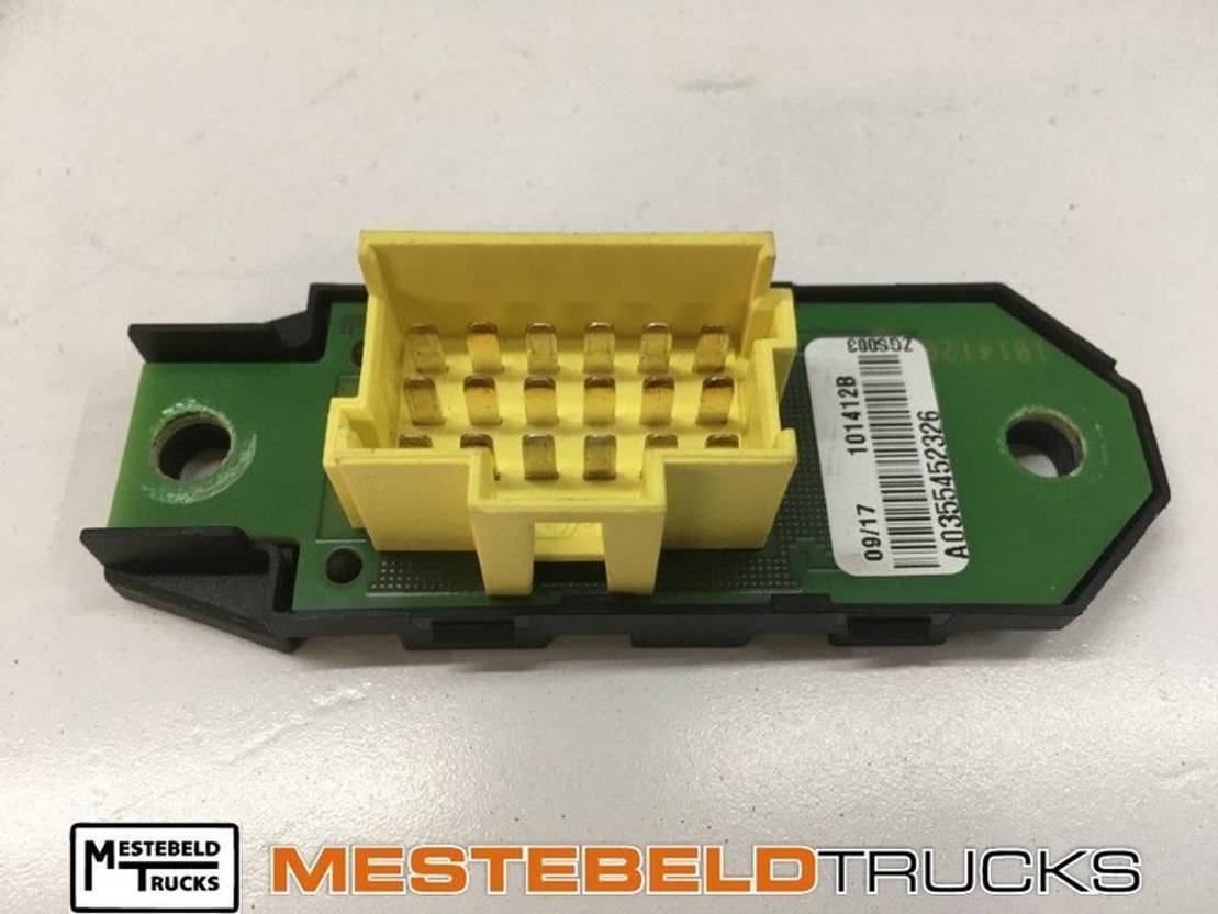 Mercedes Benz Elektrische koppeling - Electrical system for Truck: picture 1 Mercedes Benz Elektrische koppeling - Electrical system for Truck: picture 1