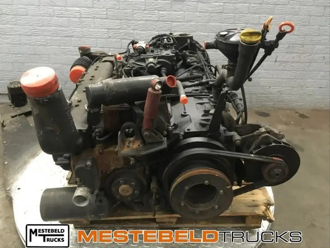 Mercedes-Benz Motor OM 447 HLA II/2  - Engine for Truck: picture 2 Mercedes-Benz Motor OM 447 HLA II/2  - Engine for Truck: picture 2