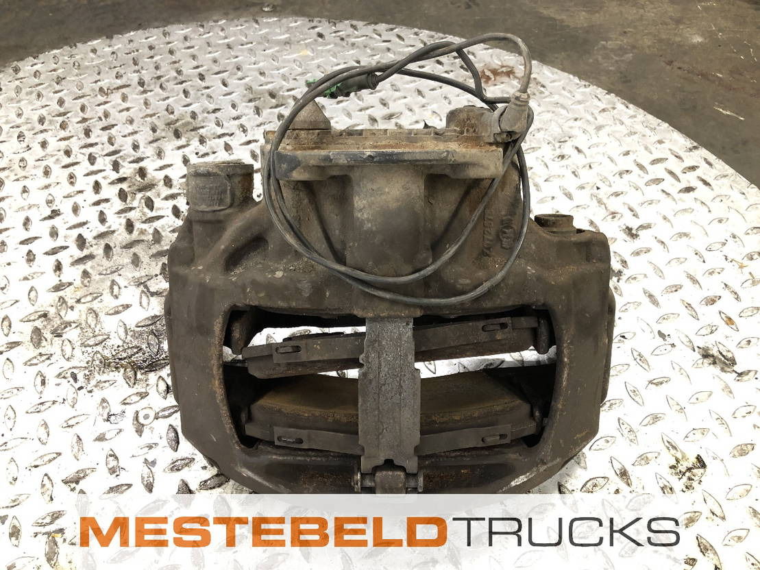 Mercedes-Benz Remklauw rechtsvoor - Brake parts for Truck: picture 1 Mercedes-Benz Remklauw rechtsvoor - Brake parts for Truck: picture 1