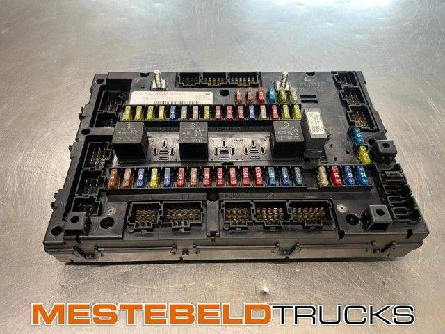 Mercedes-Benz Zekeringskast - Electrical system for Truck: picture 1 Mercedes-Benz Zekeringskast - Electrical system for Truck: picture 1