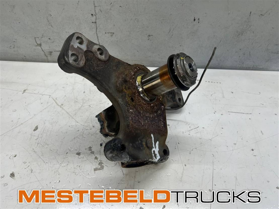 Renault Fusee rechts - Front axle for Truck: picture 1 Renault Fusee rechts - Front axle for Truck: picture 1