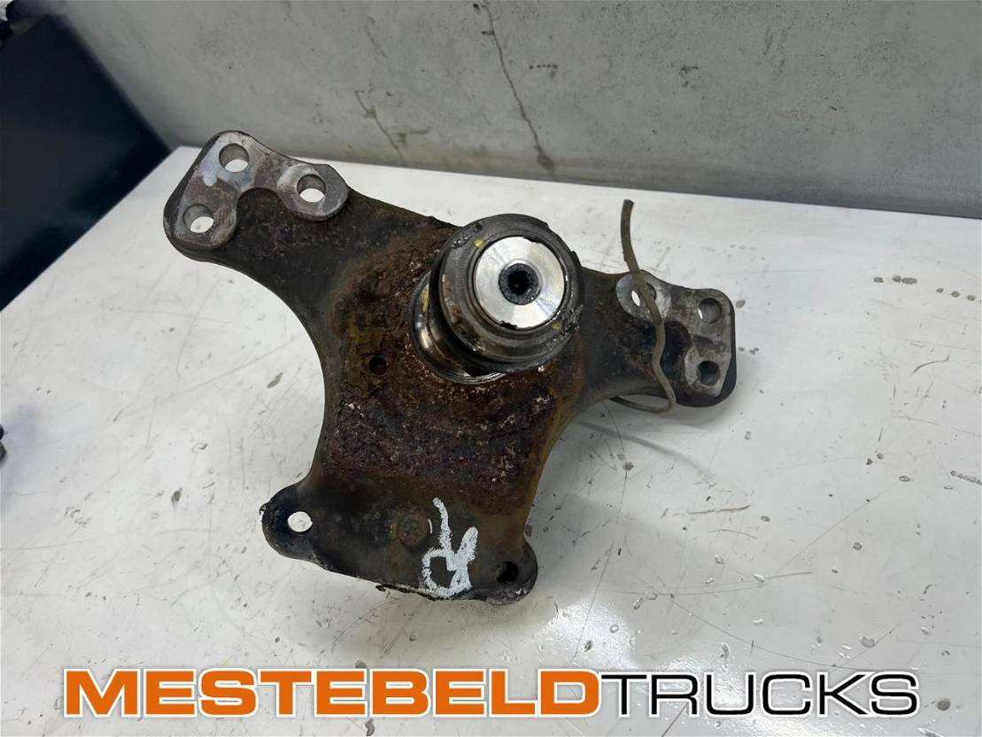 Renault Fusee rechts - Front axle for Truck: picture 2 Renault Fusee rechts - Front axle for Truck: picture 2