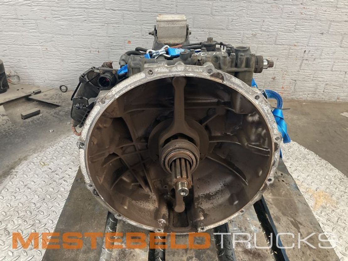 Renault Versnellingsbak 6 S 800 TO - Gearbox for Truck: picture 5 Renault Versnellingsbak 6 S 800 TO - Gearbox for Truck: picture 5
