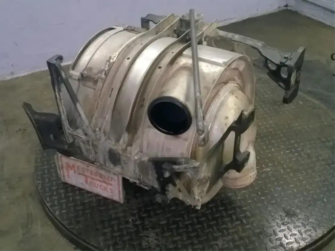 Scania Katalysator / demper R - Exhaust system for Truck: picture 1 Scania Katalysator / demper R - Exhaust system for Truck: picture 1