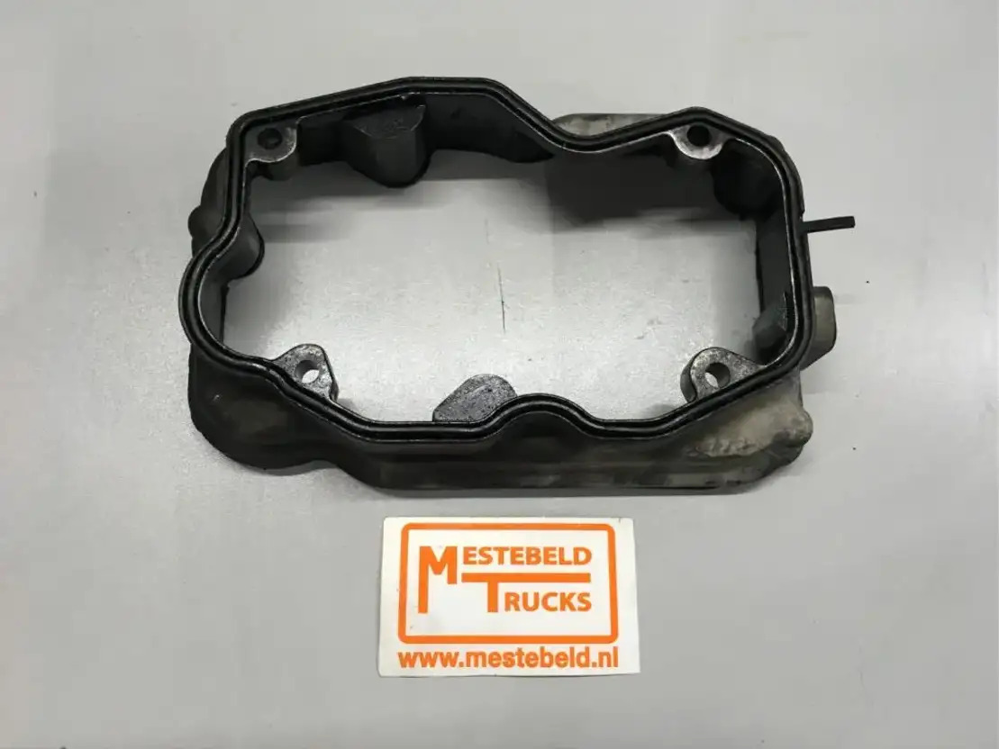 Scania Kleppenmantel - Engine and parts for Truck: picture 1 Scania Kleppenmantel - Engine and parts for Truck: picture 1