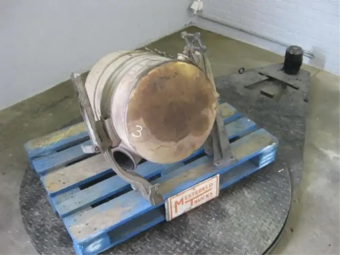 Scania R oetfilter R-serie - Exhaust system for Truck: picture 1 Scania R oetfilter R-serie - Exhaust system for Truck: picture 1