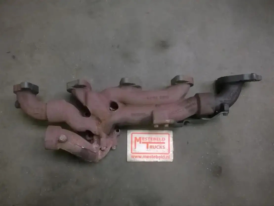 Scania Uitlaatspruitstuk 4 delig - Exhaust system for Truck: picture 1 Scania Uitlaatspruitstuk 4 delig - Exhaust system for Truck: picture 1