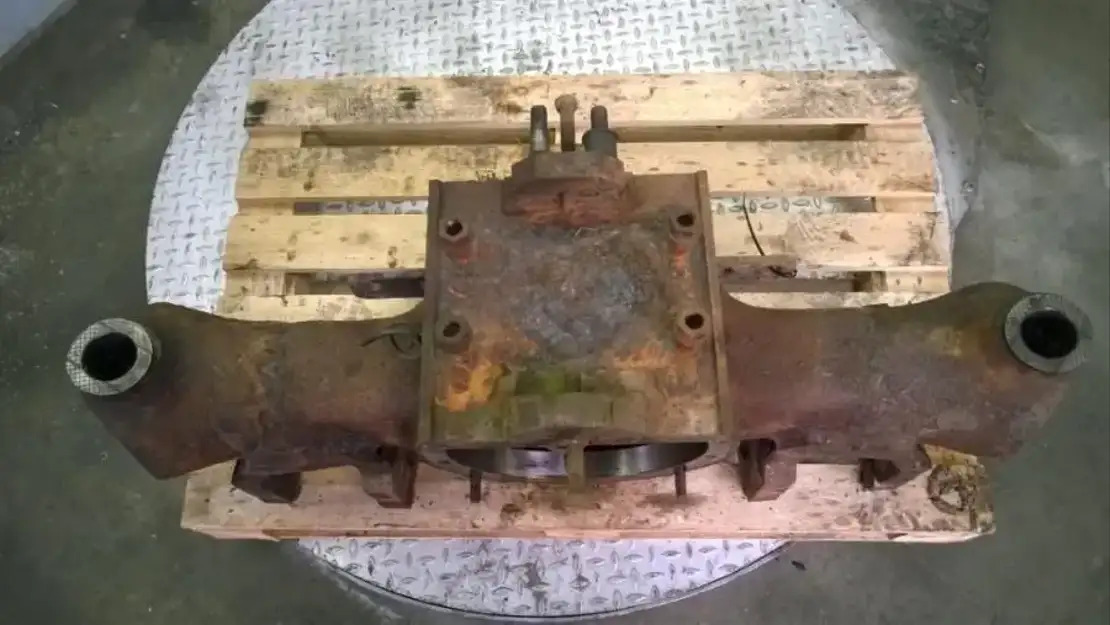 Terberg Achterasbanjo Terberg - Rear axle for Truck: picture 2 Terberg Achterasbanjo Terberg - Rear axle for Truck: picture 2