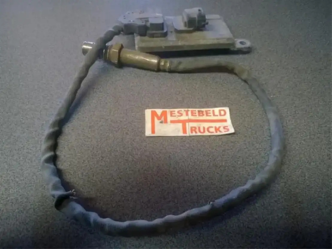 Volvo N ox sensor FL240 - Electrical system for Truck: picture 1 Volvo N ox sensor FL240 - Electrical system for Truck: picture 1