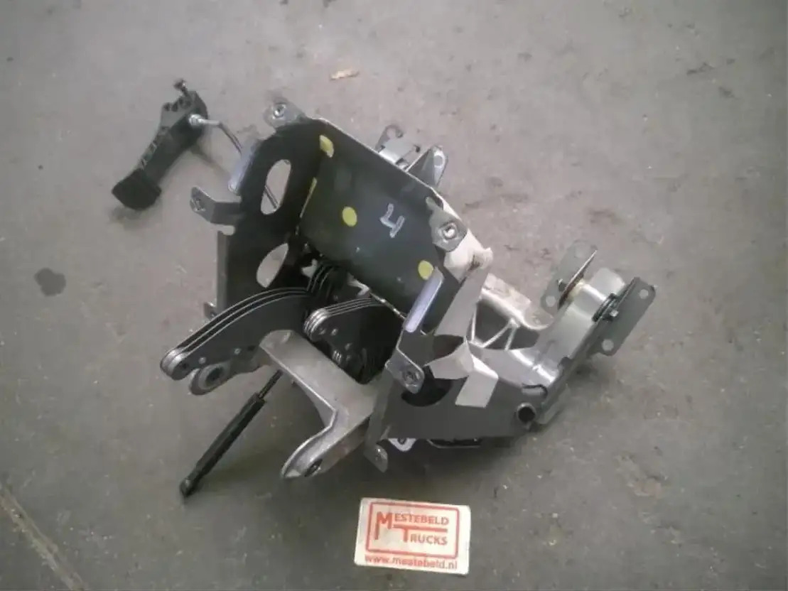 Volvo Stuurkolom FH - Steering for Truck: picture 1 Volvo Stuurkolom FH - Steering for Truck: picture 1