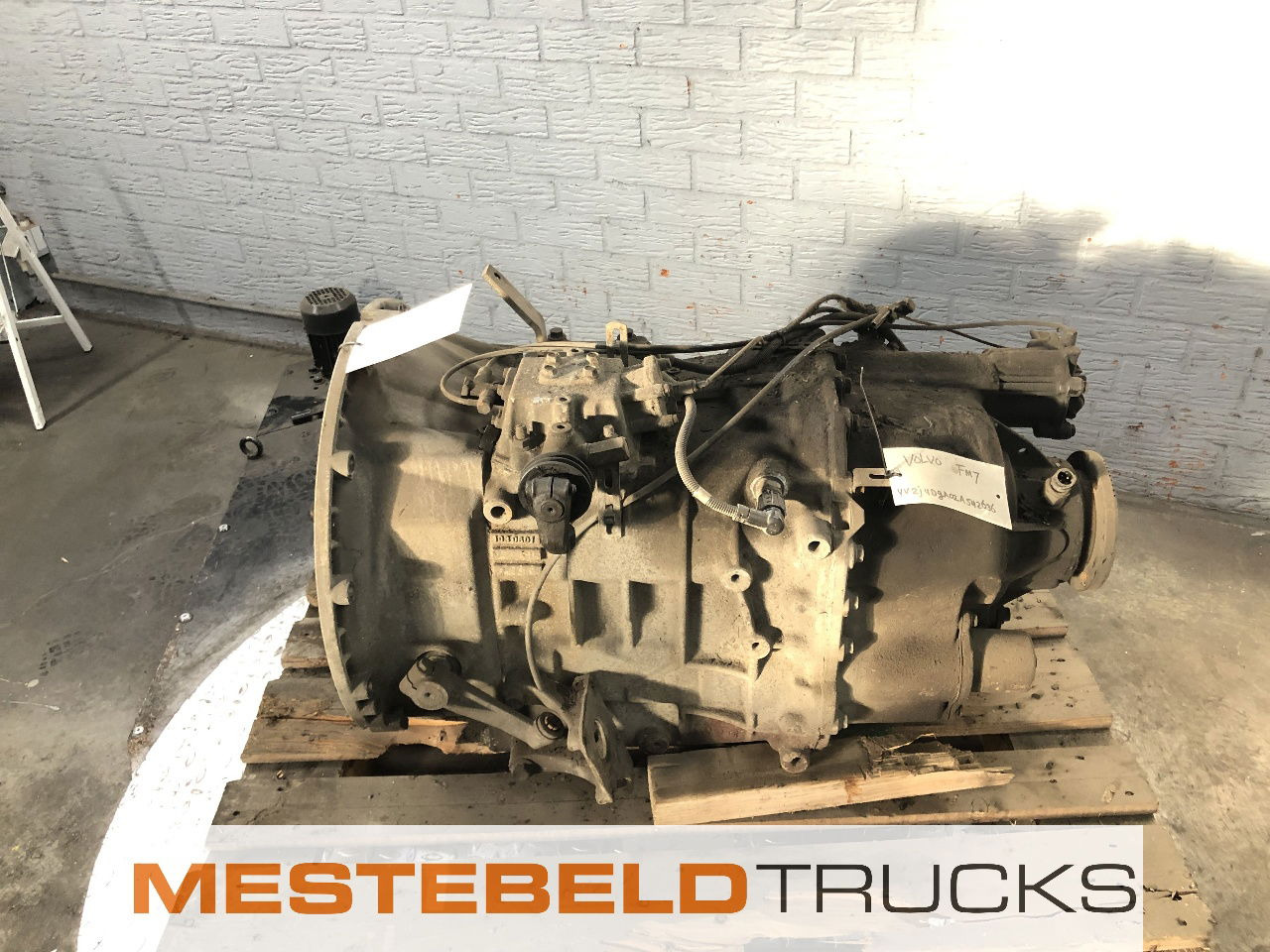 Volvo Versnellingsbak R 1000 - Gearbox and parts for Truck: picture 3 Volvo Versnellingsbak R 1000 - Gearbox and parts for Truck: picture 3