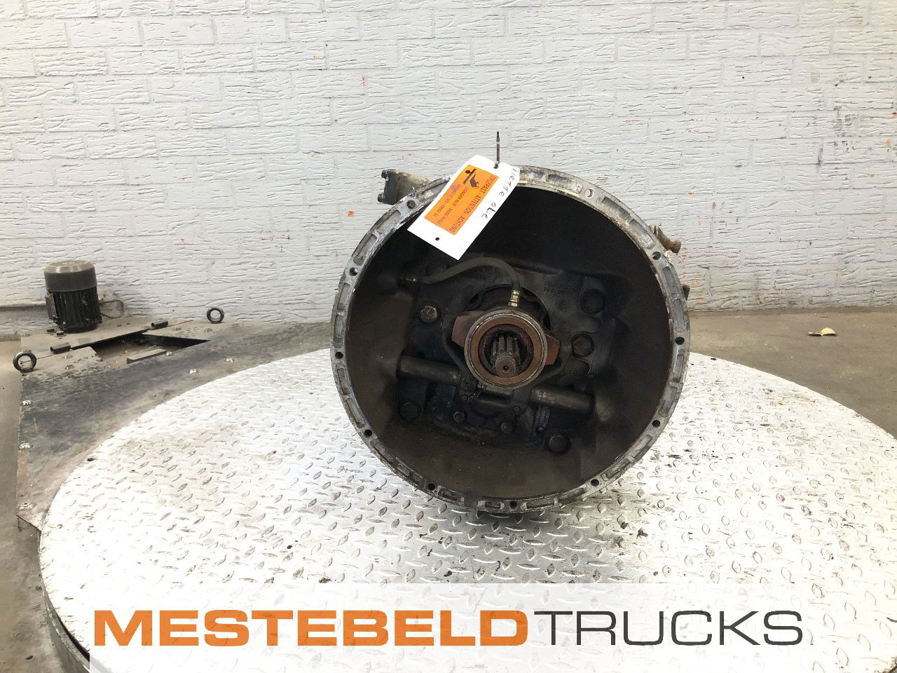 Volvo Versnellingsbak V4106B - Gearbox and parts for Truck: picture 4 Volvo Versnellingsbak V4106B - Gearbox and parts for Truck: picture 4