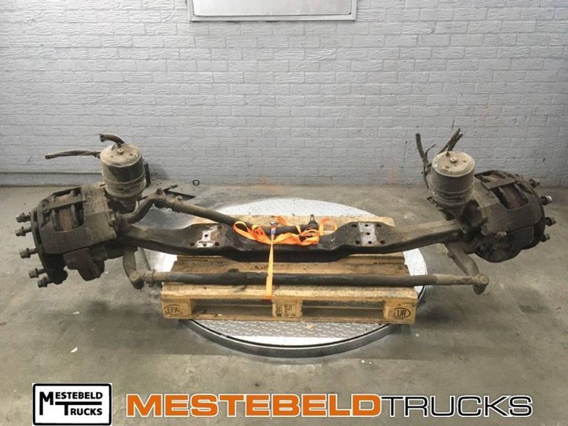 Volvo Vooras 8x2 - Front axle for Truck: picture 1 Volvo Vooras 8x2 - Front axle for Truck: picture 1