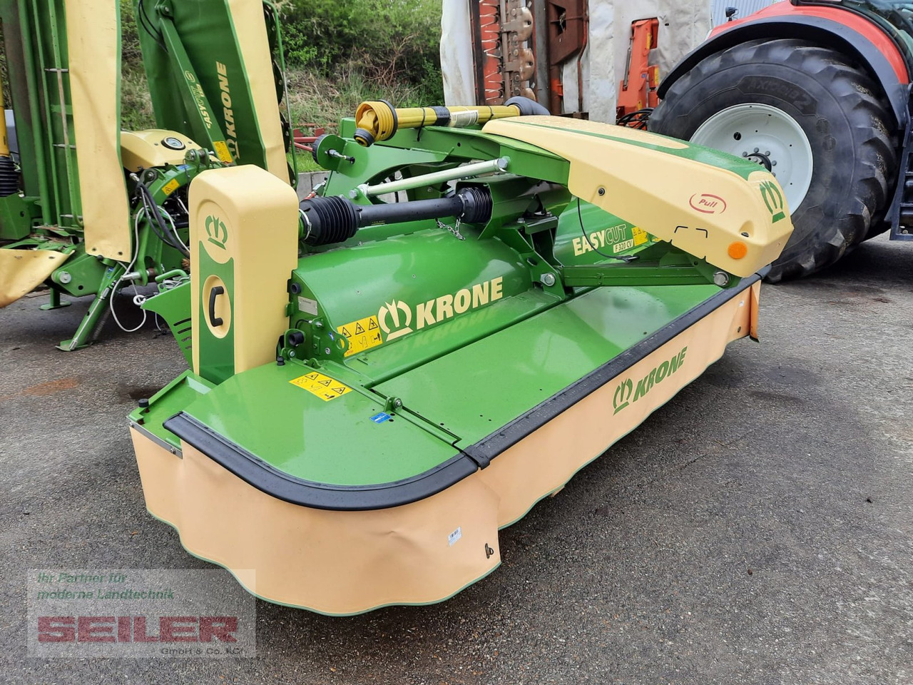 Krone Easy Cut F 320 CV - Mower: picture 2 Krone Easy Cut F 320 CV - Mower: picture 2