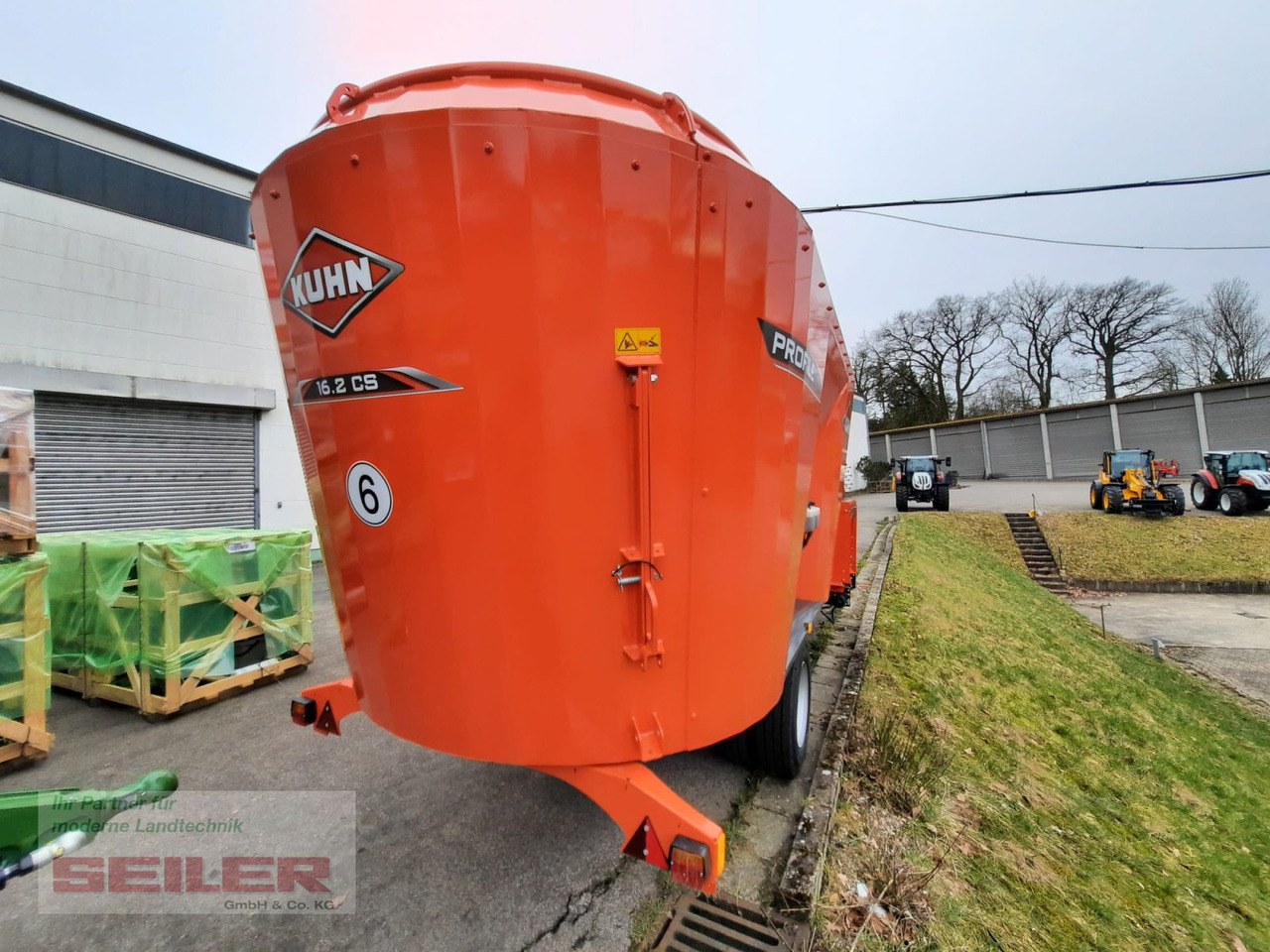 New Forage mixer wagon Kuhn PROFILE 16.2 CS: picture 7