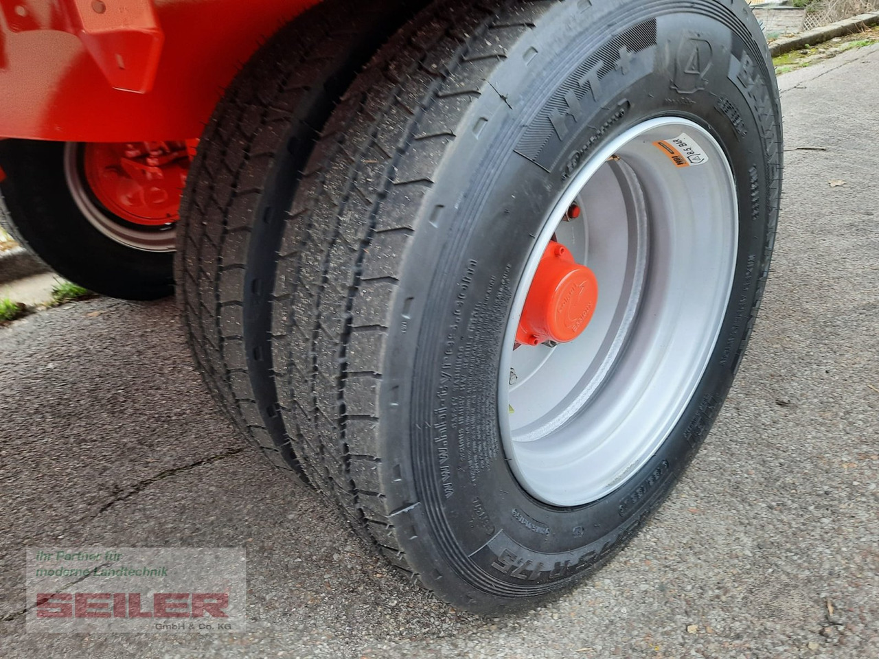 New Forage mixer wagon Kuhn PROFILE 16.2 CS: picture 10