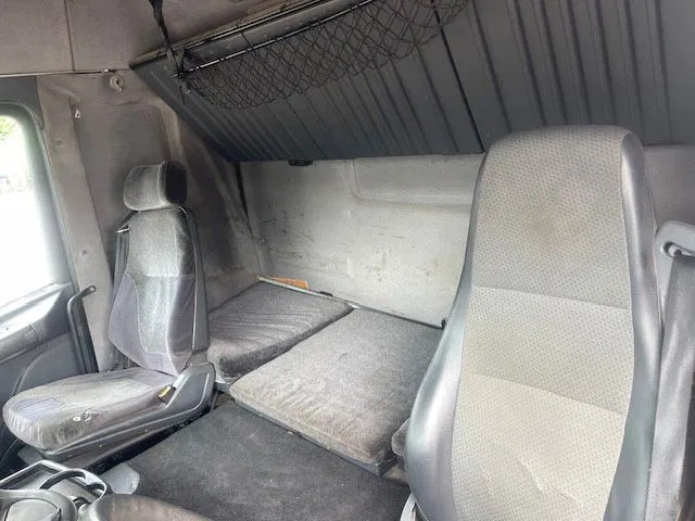 Tractor unit Scania R144-530 V8 Retarder 2x Diesel tank: picture 17