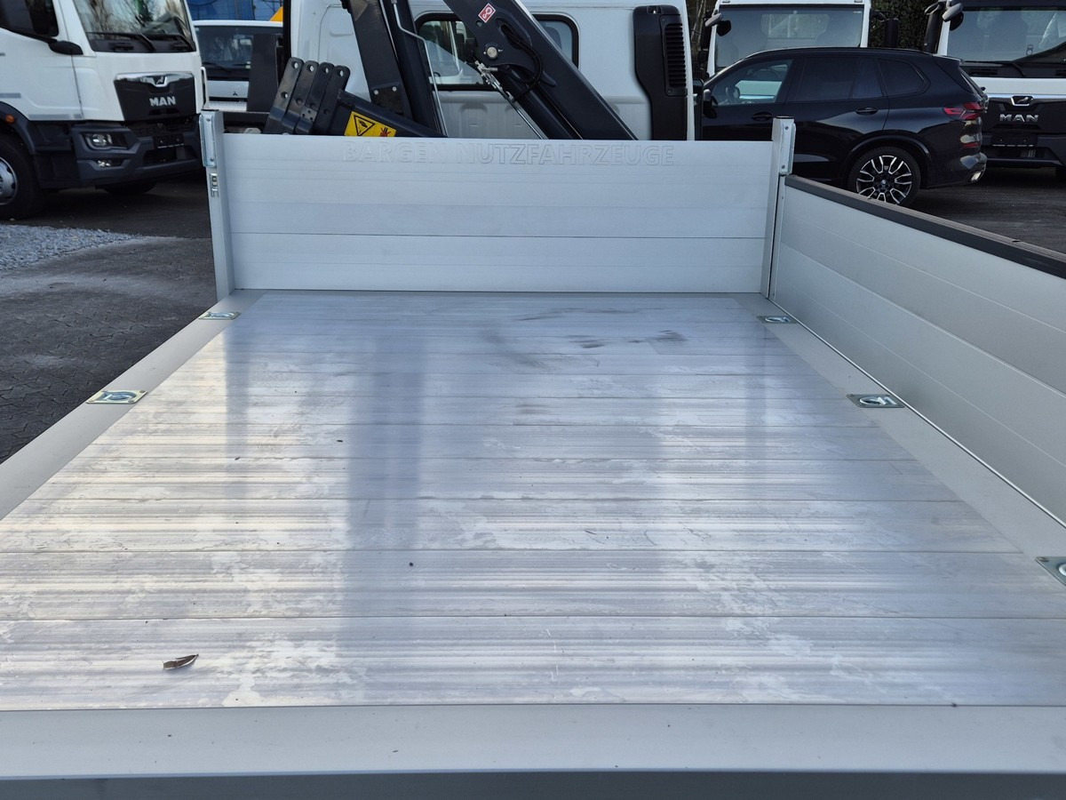 FUSO 3S15 Alukipper mit Ladekran 3 x hydr. - Tipper van: picture 5 FUSO 3S15 Alukipper mit Ladekran 3 x hydr. - Tipper van: picture 5