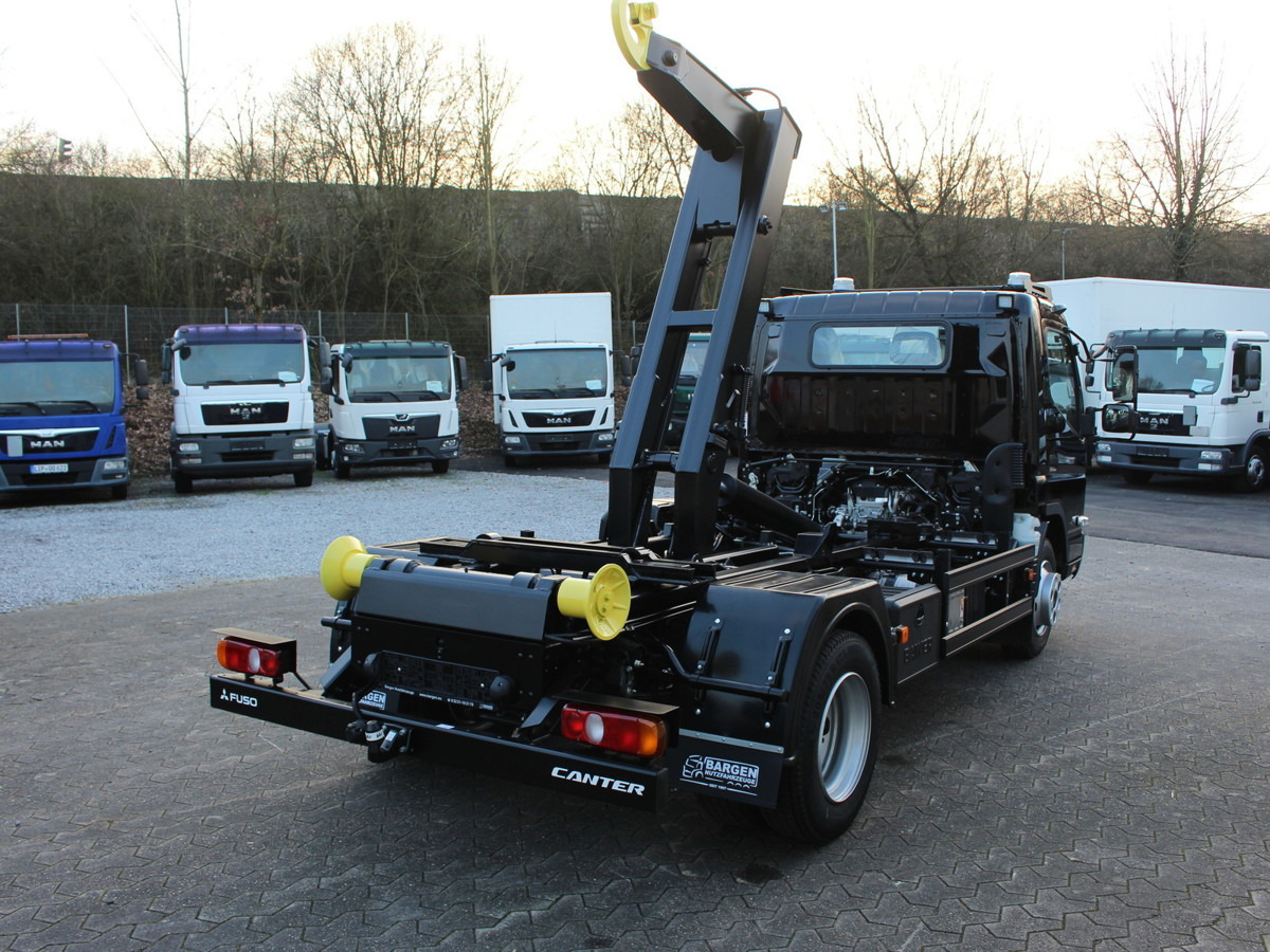 FUSO Canter FUSO 9C18  City Abrollkipper Hooklift Bla leasing FUSO Canter FUSO 9C18  City Abrollkipper Hooklift Bla: picture 10