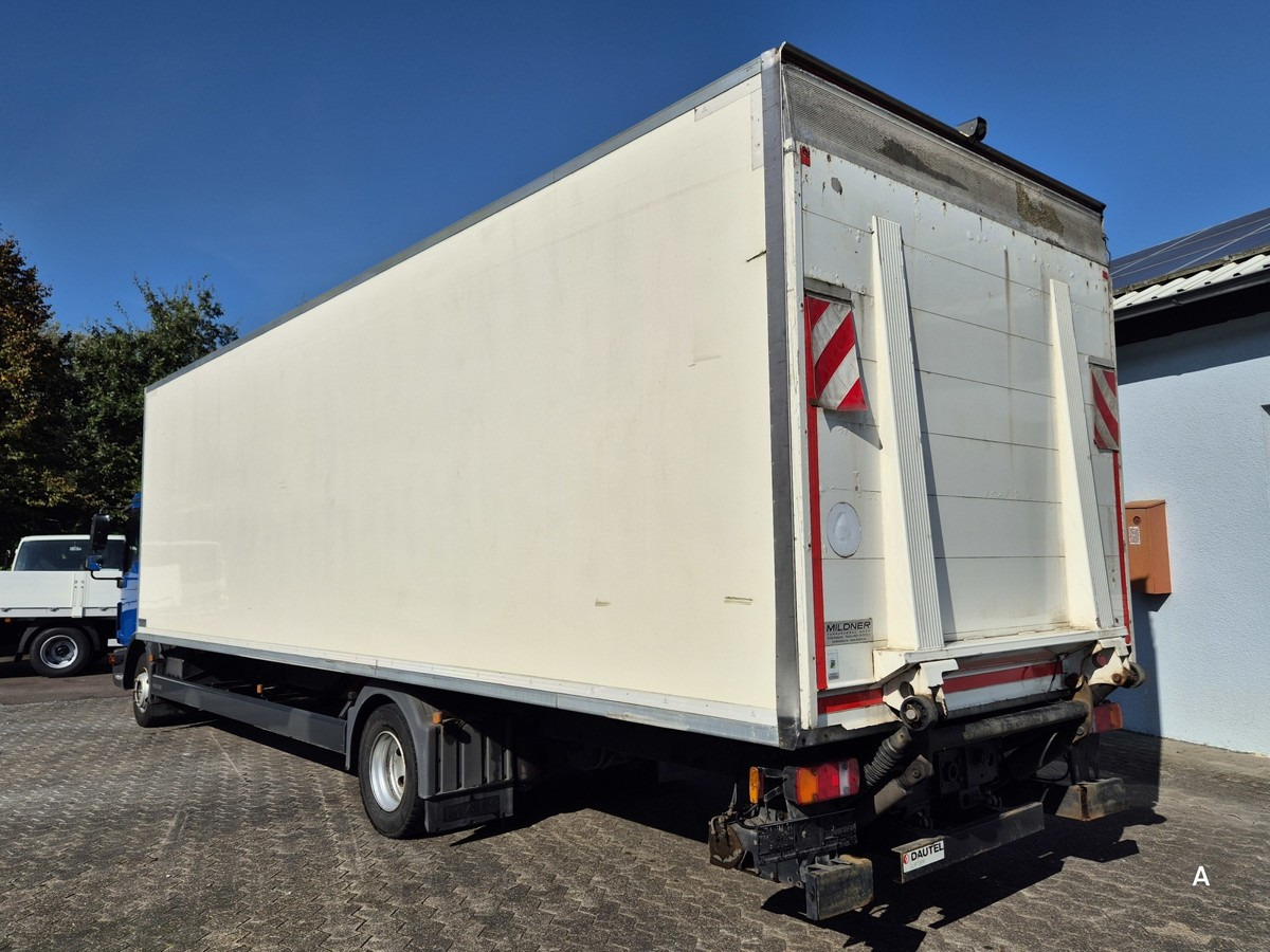 MAN TGL 12.250 BL Kühlkoffer 8,20m LBW - Refrigerator truck: picture 2 MAN TGL 12.250 BL Kühlkoffer 8,20m LBW - Refrigerator truck: picture 2