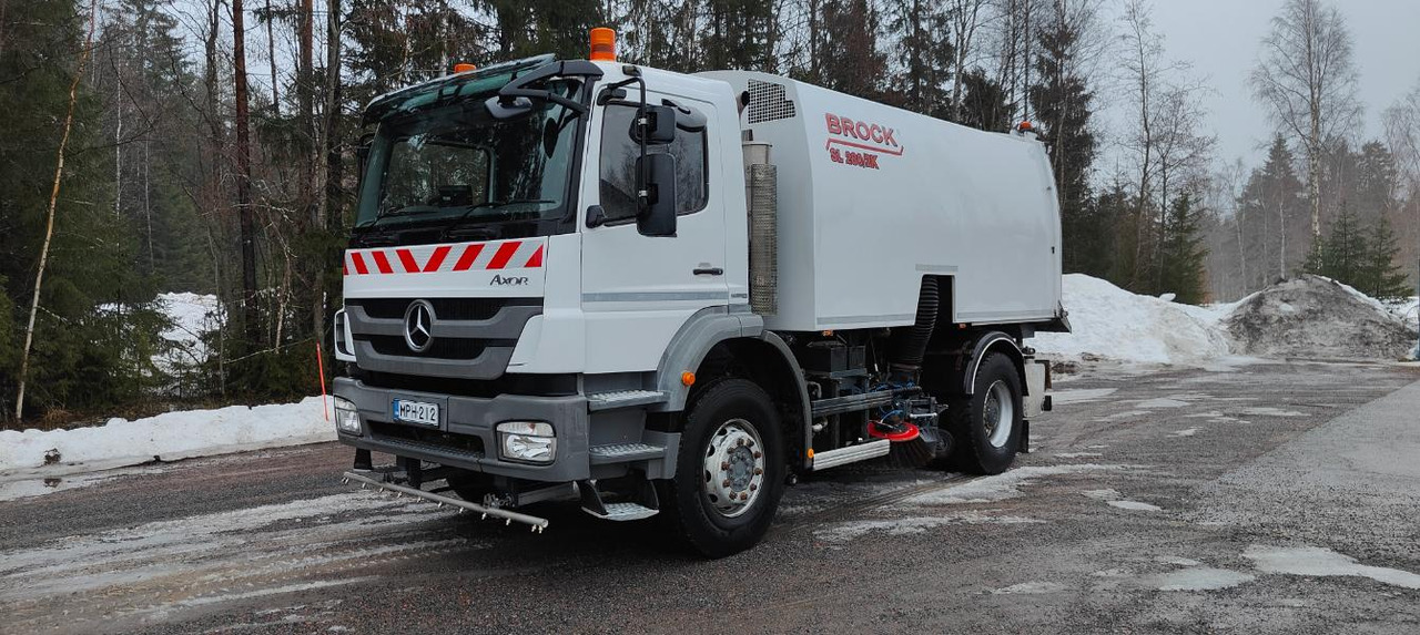 Brock SL280/2K MB Axor 1829 - Road sweeper: picture 2 Brock SL280/2K MB Axor 1829 - Road sweeper: picture 2