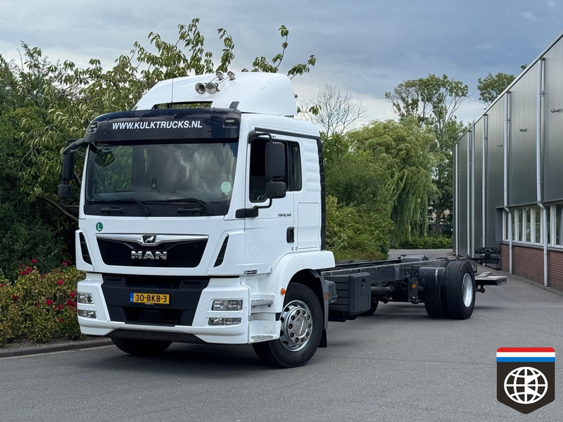 MAN TGM Sleeper cab - WB 6580 - Cab chassis truck: picture 1 MAN TGM Sleeper cab - WB 6580 - Cab chassis truck: picture 1