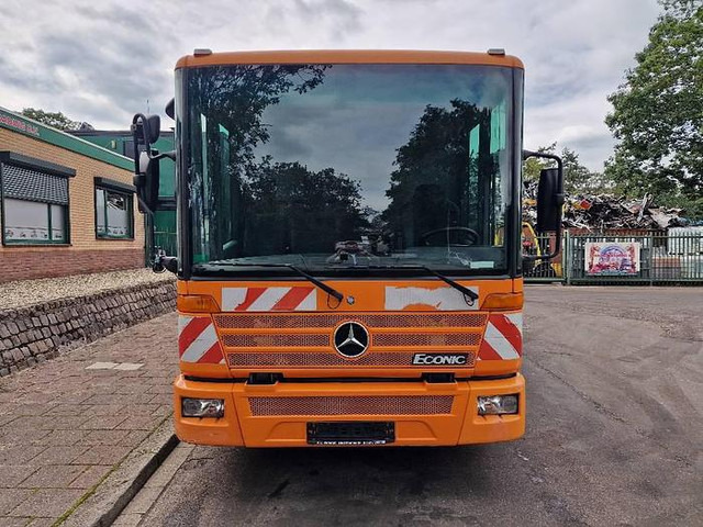 Mercedes-Benz Econic 2628 - Garbage truck: picture 2 Mercedes-Benz Econic 2628 - Garbage truck: picture 2
