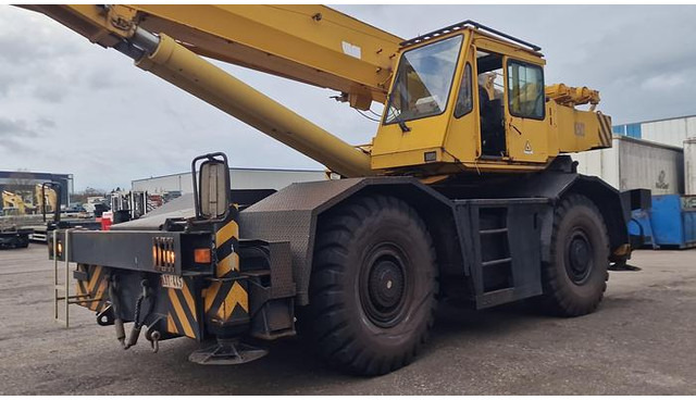 Rough terrain crane Tadano TR-400E: picture 9
