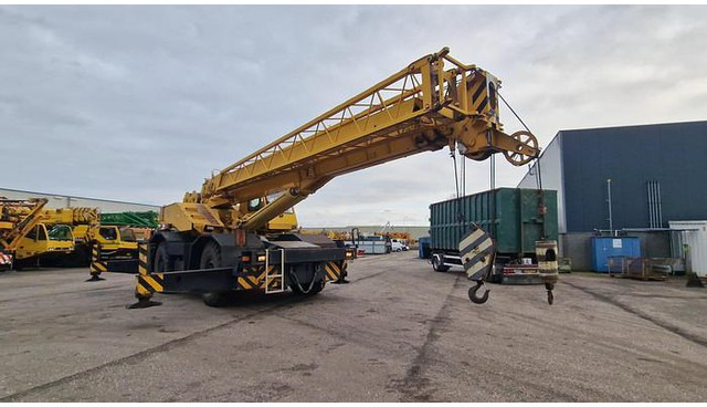 Tadano TR-400E - Rough terrain crane: picture 1 Tadano TR-400E - Rough terrain crane: picture 1