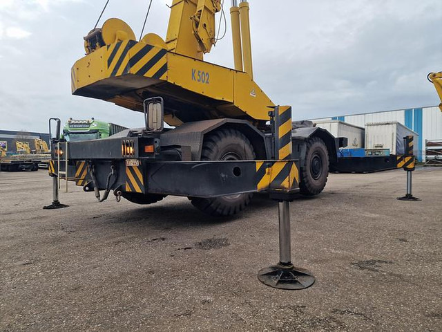 Rough terrain crane Tadano TR-400E: picture 17